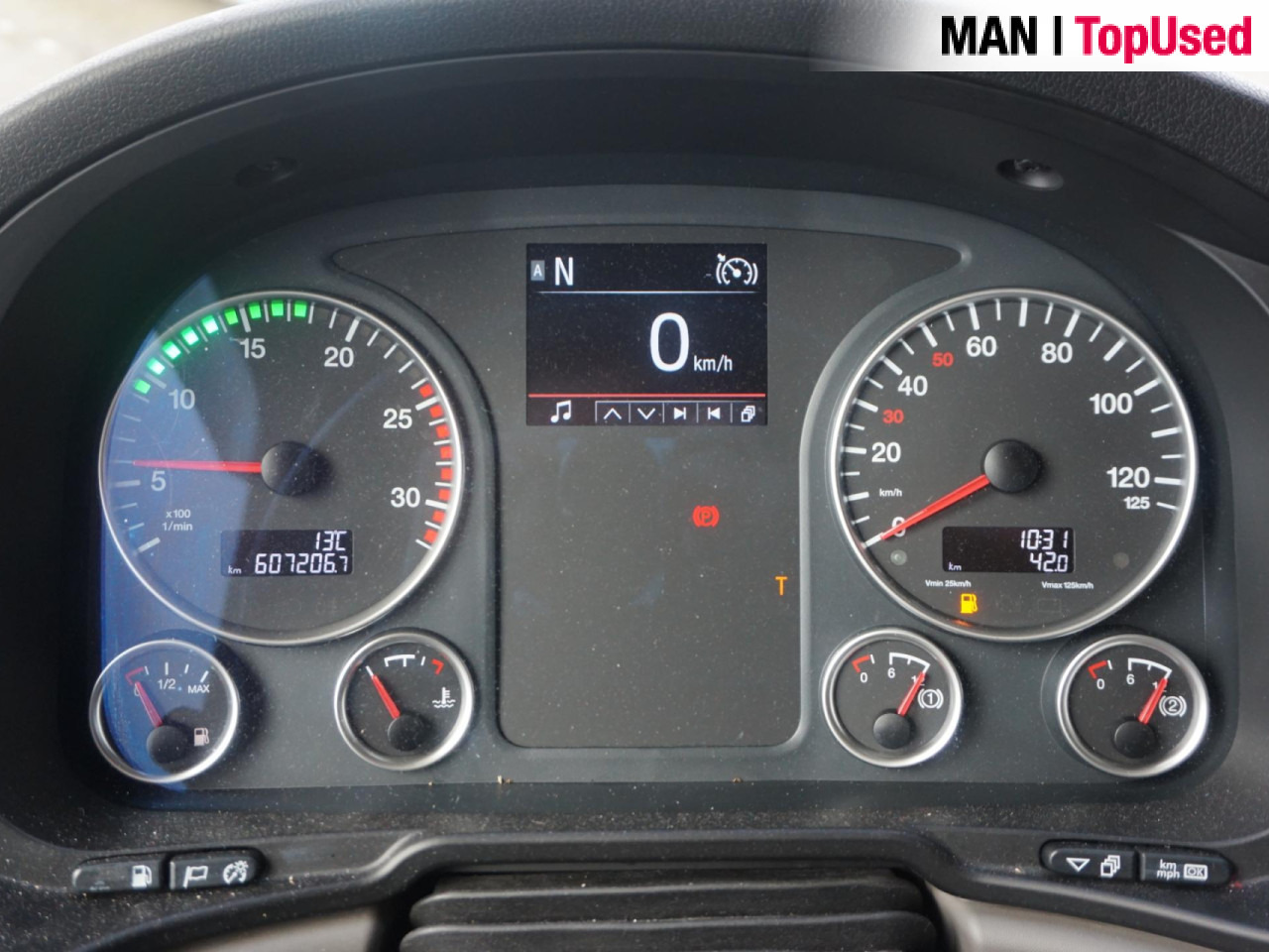 MAN TGX 18.420 4X2 BLS - Cabeza tractora: foto 4 MAN TGX 18.420 4X2 BLS - Cabeza tractora: foto 4