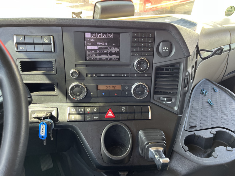 Mercedes-Benz Actros 1842 Streamspace / 871 dkm / 2 Tanks / NL Truck - Cabeza tractora: foto 5 Mercedes-Benz Actros 1842 Streamspace / 871 dkm / 2 Tanks / NL Truck - Cabeza tractora: foto 5