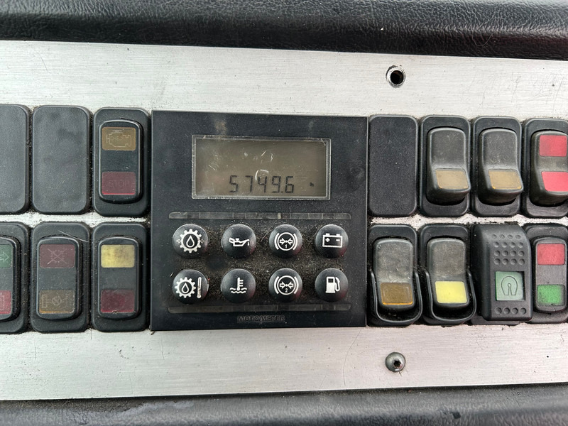 Terberg YT 182 / Cummins / Allison / 2012 / Terminal Tractor - Cabeza tractora: foto 5 Terberg YT 182 / Cummins / Allison / 2012 / Terminal Tractor - Cabeza tractora: foto 5