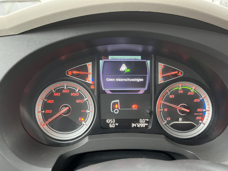 DAF LF 180 FA Euro 6 / 12 Ton / 347 dkm / Box / LBW - Camión caja cerrada: foto 4 DAF LF 180 FA Euro 6 / 12 Ton / 347 dkm / Box / LBW - Camión caja cerrada: foto 4