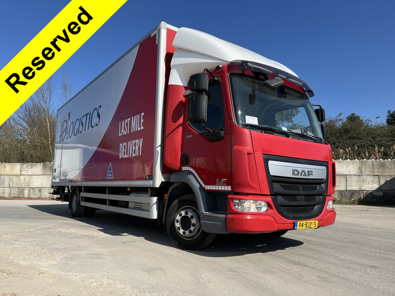 Camión caja cerrada DAF LF 210 FA / 12 Ton / 353 dkm / Koffer / LBW 1500 kg / NL LKW: foto 1