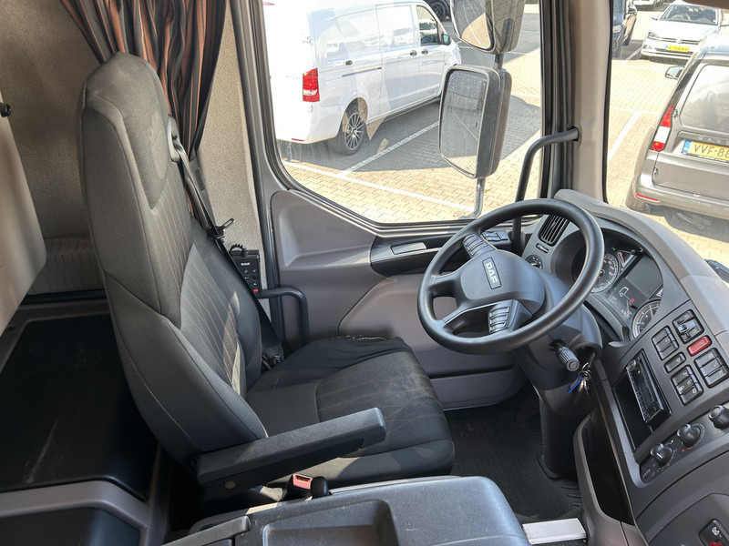 DAF LF 320 FA / Effer 175.2/c3s Crane / 363 dkm / Plateau / APK TUV 08-25 - Camión grúa: foto 3 DAF LF 320 FA / Effer 175.2/c3s Crane / 363 dkm / Plateau / APK TUV 08-25 - Camión grúa: foto 3