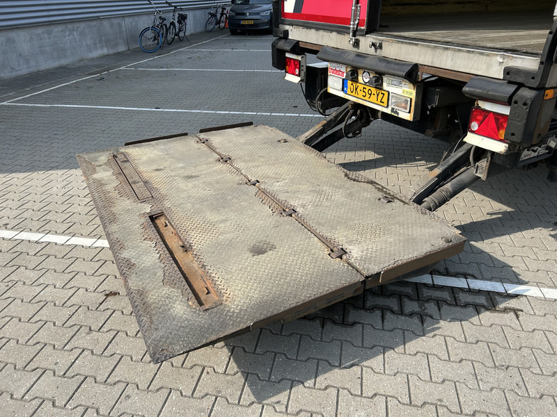 Krone Cool Liner / Carrier Vector 1850 Frigo / Loadlift 3000 kg / APK TUV 02-26 - Semirremolque frigorífico: foto 5 Krone Cool Liner / Carrier Vector 1850 Frigo / Loadlift 3000 kg / APK TUV 02-26 - Semirremolque frigorífico: foto 5