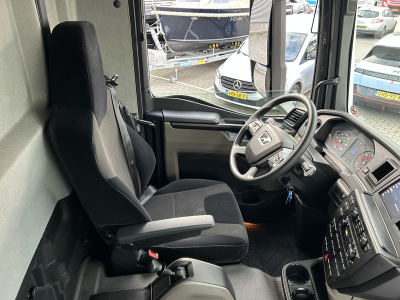 MAN TGM 18.250 / Carrier Koeler -30 gr / Chereau Frigobox / Laadklep / APK 06-26 - Camión frigorífico: foto 3 MAN TGM 18.250 / Carrier Koeler -30 gr / Chereau Frigobox / Laadklep / APK 06-26 - Camión frigorífico: foto 3