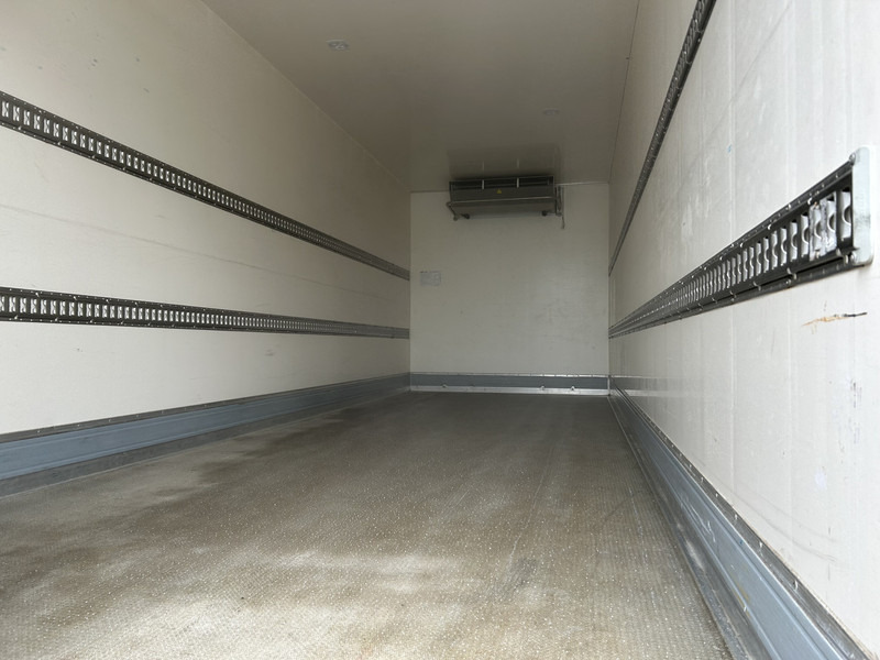 Camión frigorífico Mercedes-Benz Actros 2124 / Carrier Koeler -30 gr / Cheraeu / Laadklep / APK 11-26: foto 8 Camión frigorífico Mercedes-Benz Actros 2124 / Carrier Koeler -30 gr / Cheraeu / Laadklep / APK 11-26: foto 8