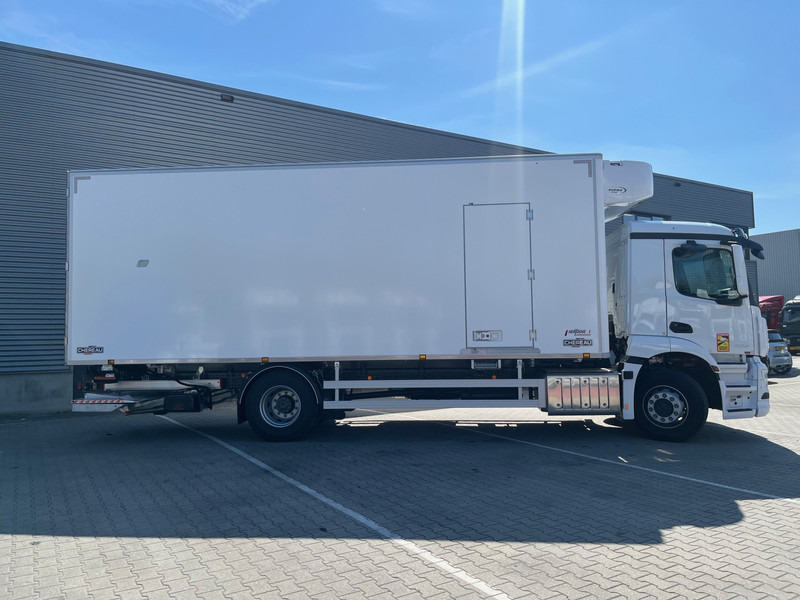 Mercedes-Benz Actros 2124 MULTITEMP / Carrier Koeler / Alleen Te Huur -> 013-7200971 - Camión frigorífico: foto 4 Mercedes-Benz Actros 2124 MULTITEMP / Carrier Koeler / Alleen Te Huur -> 013-7200971 - Camión frigorífico: foto 4