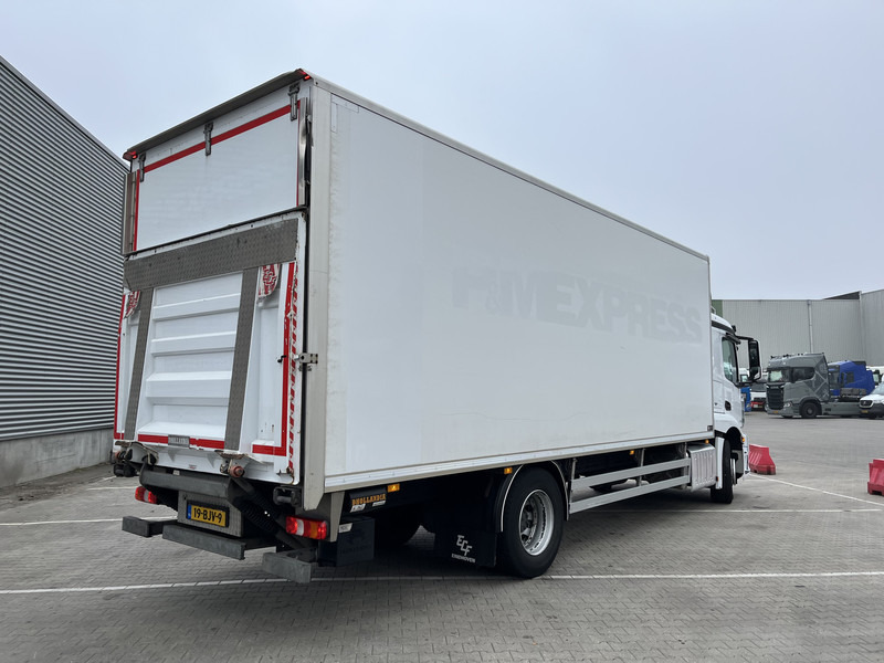 Mercedes-Benz Actros 2124 / New Tacho V2 / 617 dkm / Box / Loadlift / APK TUV 09-25 - Camión caja cerrada: foto 2 Mercedes-Benz Actros 2124 / New Tacho V2 / 617 dkm / Box / Loadlift / APK TUV 09-25 - Camión caja cerrada: foto 2