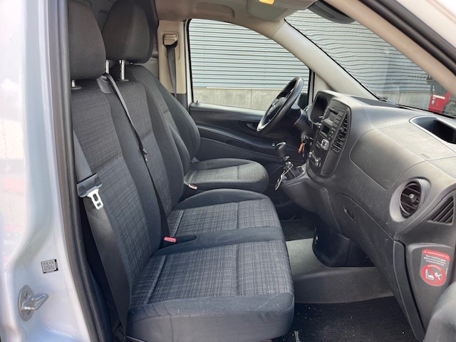 Mercedes-Benz Vito 109 CDI Lang / Airco / Cruise / Trekhaak / APK 01-26 - Furgoneta pequeña: foto 4 Mercedes-Benz Vito 109 CDI Lang / Airco / Cruise / Trekhaak / APK 01-26 - Furgoneta pequeña: foto 4