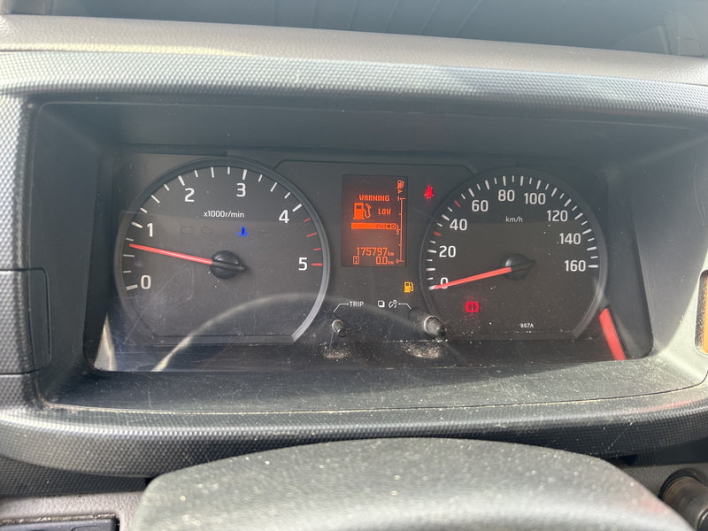 Nissan Cabstar NT400 / Duo Temp Frigo -30 gr / 175 dkm/ Blad - Blad / BE Van - Furgoneta frigorifica: foto 4 Nissan Cabstar NT400 / Duo Temp Frigo -30 gr / 175 dkm/ Blad - Blad / BE Van - Furgoneta frigorifica: foto 4