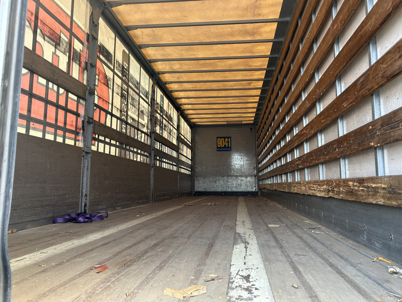 Renders ROC 12.10 City / Curtainside / Loadlift 2000 kg / NL Trailer - Semirremolque lona: foto 4 Renders ROC 12.10 City / Curtainside / Loadlift 2000 kg / NL Trailer - Semirremolque lona: foto 4