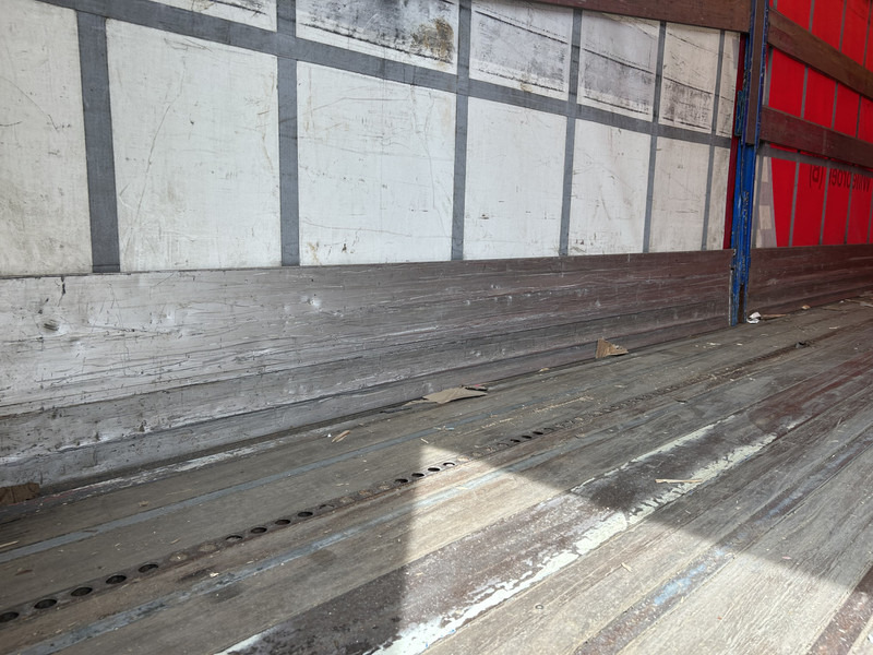 Renders ROC 12.18 / Curtainside / Loadlift / Lift + Steer Axle / Side Boards - Semirremolque lona: foto 4 Renders ROC 12.18 / Curtainside / Loadlift / Lift + Steer Axle / Side Boards - Semirremolque lona: foto 4