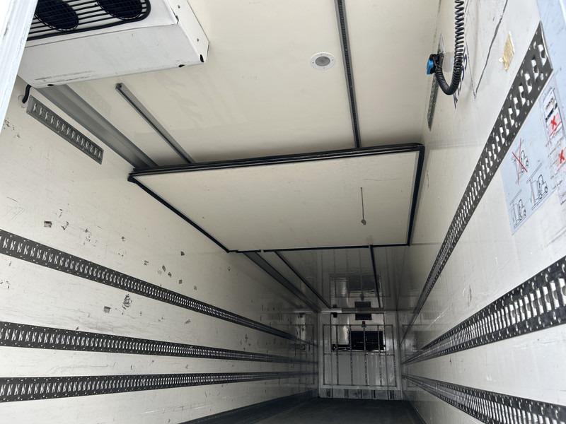 SYSTEM TRAILERS - VeDeCar / Thermo King Koeler -29 gr / Duo Temp / Laadklep 2500 kg / APK 07-26 - Semirremolque frigorífico: foto 4 SYSTEM TRAILERS - VeDeCar / Thermo King Koeler -29 gr / Duo Temp / Laadklep 2500 kg / APK 07-26 - Semirremolque frigorífico: foto 4