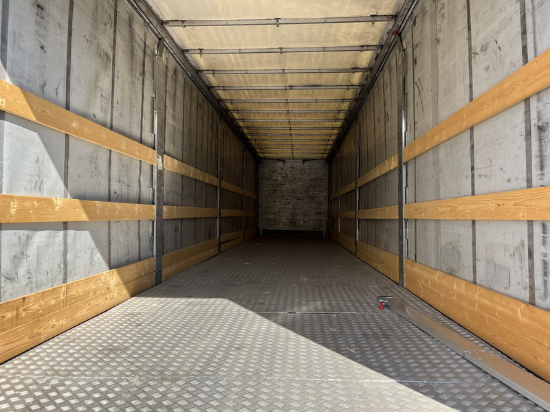 Samro ST 39 WH / Curtainside / 3 axle BPW Disk / NL Trailer - Semirremolque lona: foto 3 Samro ST 39 WH / Curtainside / 3 axle BPW Disk / NL Trailer - Semirremolque lona: foto 3