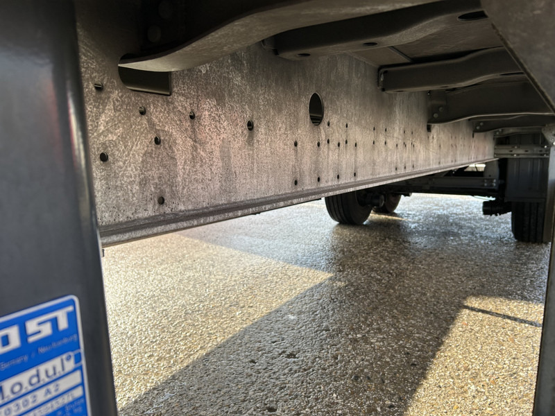 Semirremolque caja cerrada Schmitz Cargobull SCB S2 / Box Trailer / Disk / APK TUV 10-26: foto 13 Semirremolque caja cerrada Schmitz Cargobull SCB S2 / Box Trailer / Disk / APK TUV 10-26: foto 13