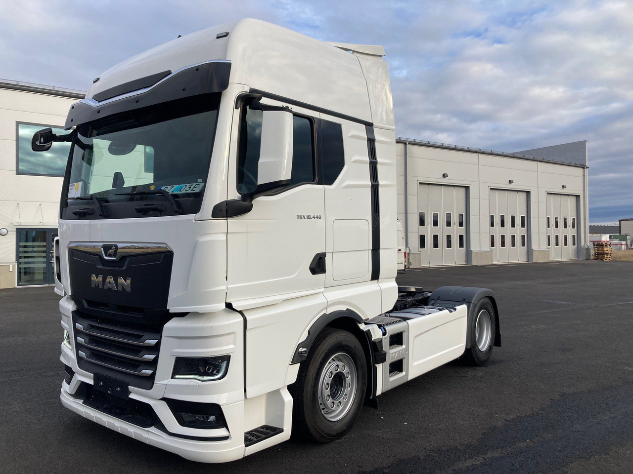 MAN TGX 18.440 4×2 Dragbil - Cabeza tractora: foto 1 MAN TGX 18.440 4×2 Dragbil - Cabeza tractora: foto 1