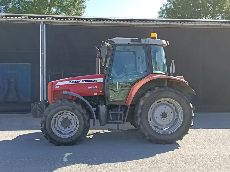 Massey Ferguson 5435 5435 Dyna-4 - Tractor: foto 2 Massey Ferguson 5435 5435 Dyna-4 - Tractor: foto 2