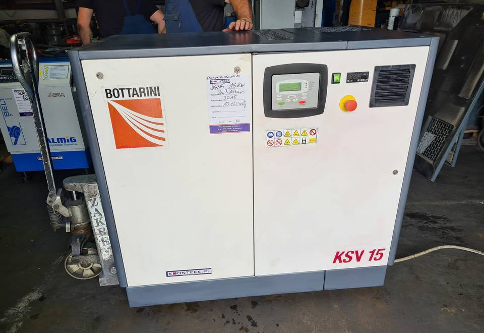 Kompresor śrubowy BOTTARINI KSV 15, 15 kw, 2015r - Compresor de aire: foto 4 Kompresor śrubowy BOTTARINI KSV 15, 15 kw, 2015r - Compresor de aire: foto 4