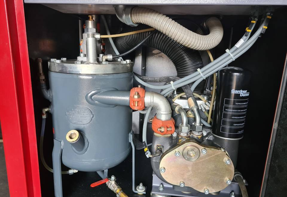 Kompresor śrubowy GARDNER DENVER VS 23 23 kw, Falownik - Compresor de aire: foto 5 Kompresor śrubowy GARDNER DENVER VS 23 23 kw, Falownik - Compresor de aire: foto 5
