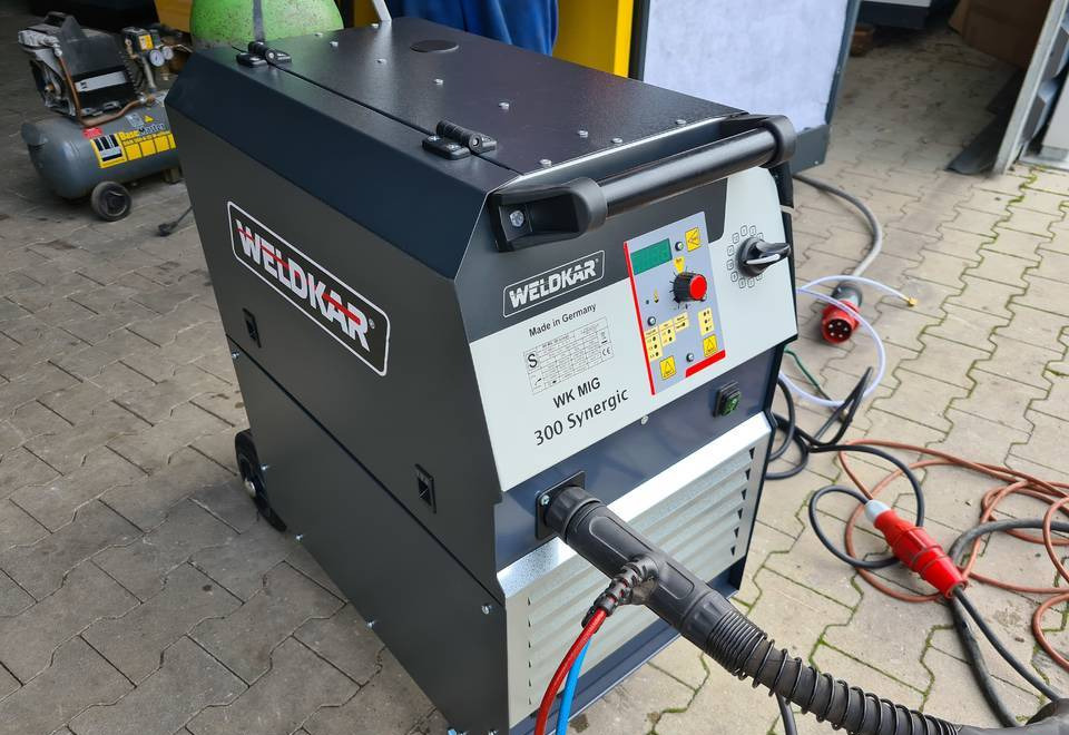 SPAWARKA MIG WELDKAR 300 Synergic 300A - Equipo de soldadura: foto 1 SPAWARKA MIG WELDKAR 300 Synergic 300A - Equipo de soldadura: foto 1