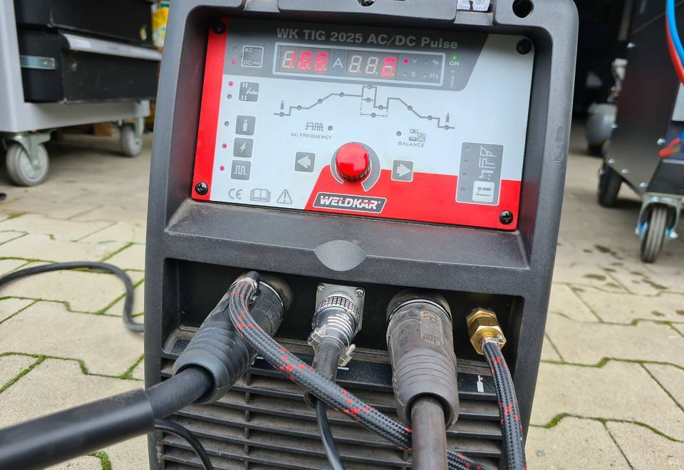 Spawarka Tig WELDKAR WK 2025 AC/DC Puls, 200A - Equipo de soldadura: foto 1 Spawarka Tig WELDKAR WK 2025 AC/DC Puls, 200A - Equipo de soldadura: foto 1
