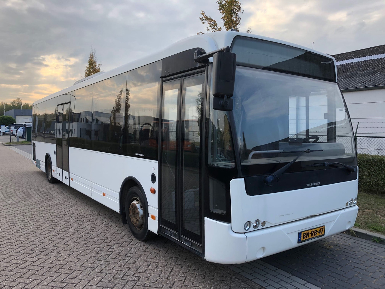 VDL Berkhof Ambassador 200, Euro 3 - Autobús urbano: foto 1 VDL Berkhof Ambassador 200, Euro 3 - Autobús urbano: foto 1