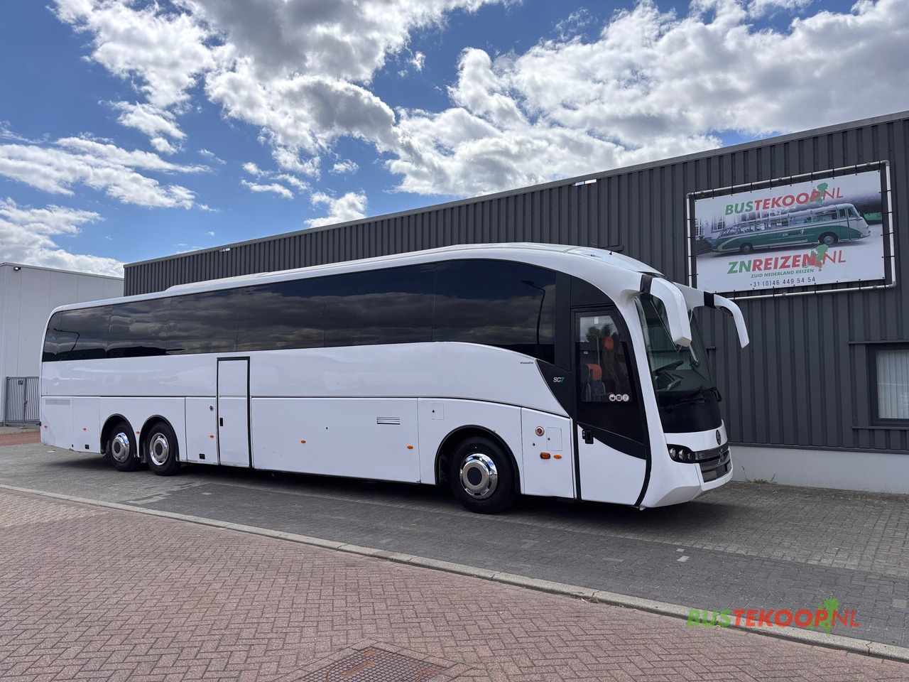 Volvo B11R SUNSUNDEGUI SC7, Euro 6. - Autocar: foto 1 Volvo B11R SUNSUNDEGUI SC7, Euro 6. - Autocar: foto 1