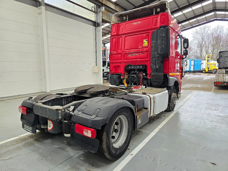 DAF XF 106.460 INTARDER / MANUEL / SPACECAB - Cabeza tractora: foto 5 DAF XF 106.460 INTARDER / MANUEL / SPACECAB - Cabeza tractora: foto 5