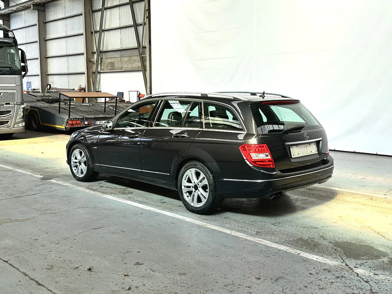 Mercedes-Benz C-Klasse C200 CDI / MOTORPROBLEEM /PROBLEME DE MOTEUR / MOTORPROBLEM - Coche: foto 3 Mercedes-Benz C-Klasse C200 CDI / MOTORPROBLEEM /PROBLEME DE MOTEUR / MOTORPROBLEM - Coche: foto 3