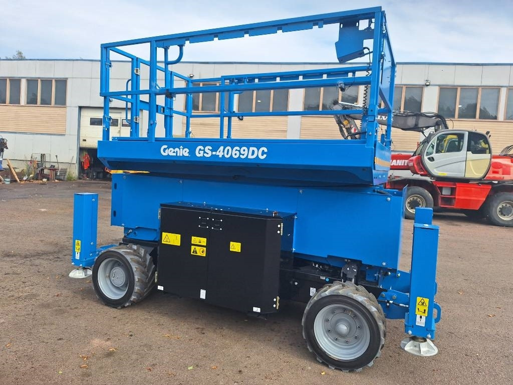 Genie GS-4069 DC - Plataforma de tijeras: foto 5 Genie GS-4069 DC - Plataforma de tijeras: foto 5