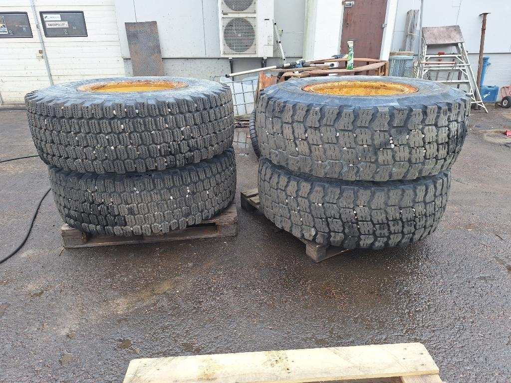 Michelin 17.5R-25 Renkaat 4kpl - Neumático para Maquinaria de construcción: foto 2 Michelin 17.5R-25 Renkaat 4kpl - Neumático para Maquinaria de construcción: foto 2