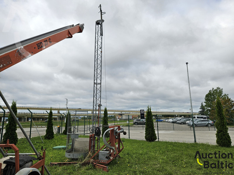 Azo LS 200 CE - Plataforma elevadora: foto 1 Azo LS 200 CE - Plataforma elevadora: foto 1