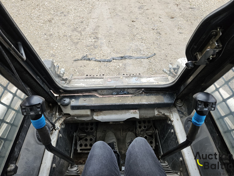 Minicargadora Bobcat 863 H: foto 7 Minicargadora Bobcat 863 H: foto 7