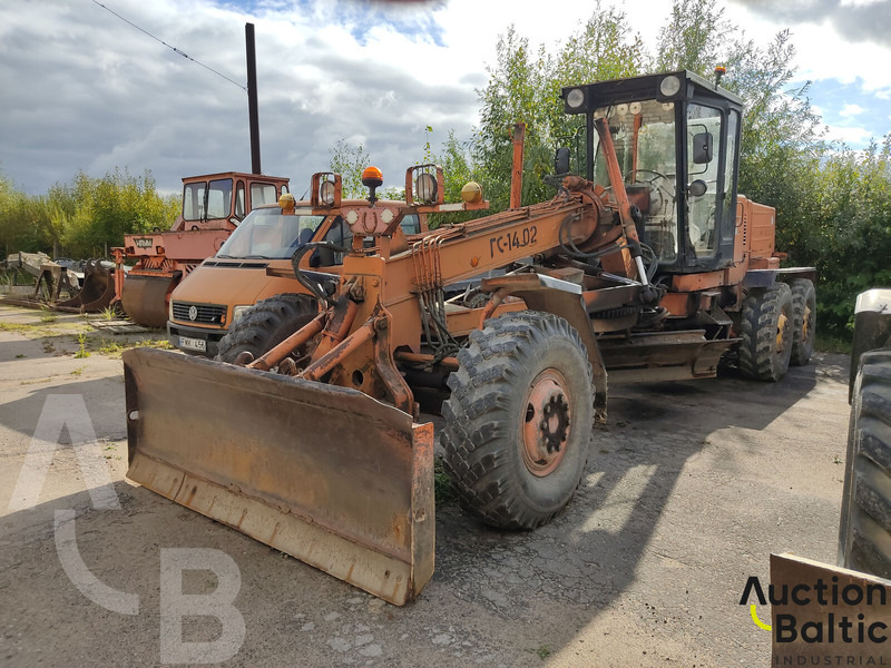 Brianskij Arsenal GS-14.02 - Grader: foto 1 Brianskij Arsenal GS-14.02 - Grader: foto 1