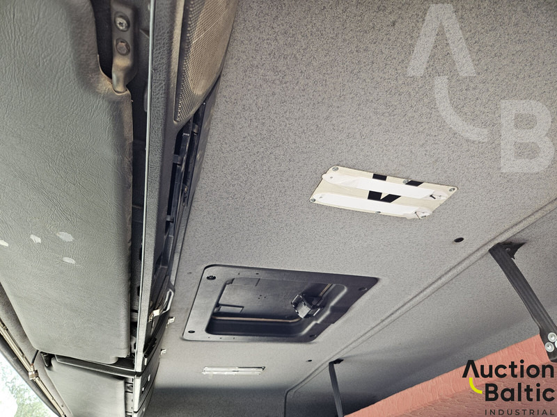 Leasing de Volvo FH12 Volvo FH12: foto 8 Leasing de Volvo FH12 Volvo FH12: foto 8