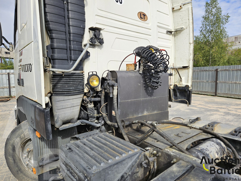 Leasing de Volvo FH12 Volvo FH12: foto 14 Leasing de Volvo FH12 Volvo FH12: foto 14