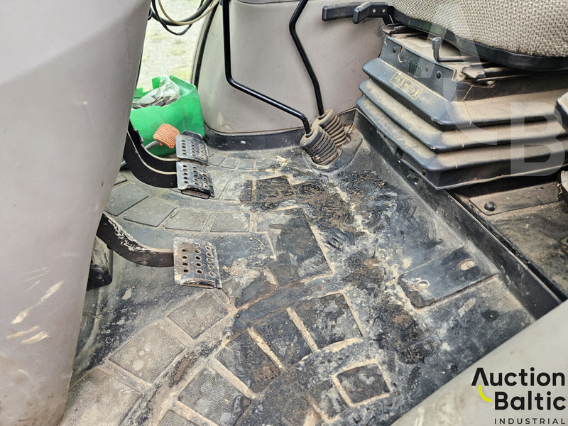 Tractor Case IH Farmall 105 A: foto 9