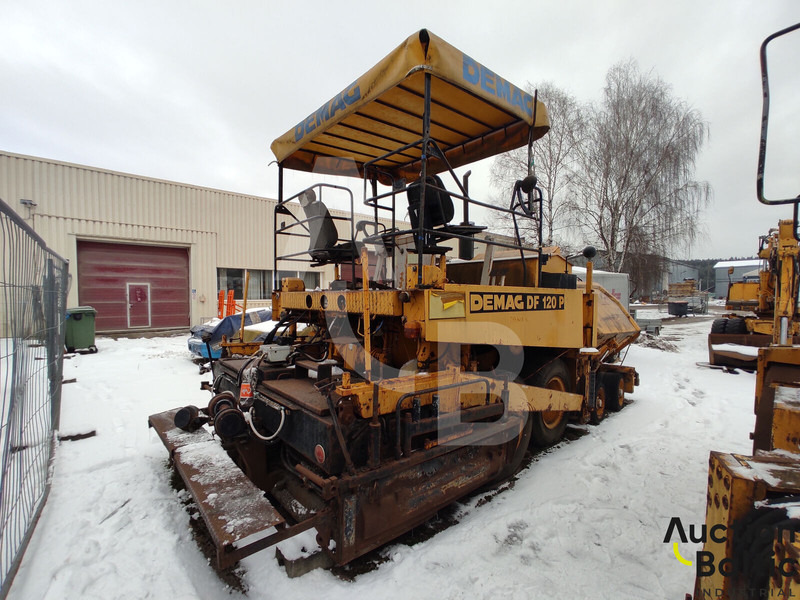 Demag DF 120 P - Pavimentadora de asfalto: foto 3 Demag DF 120 P - Pavimentadora de asfalto: foto 3