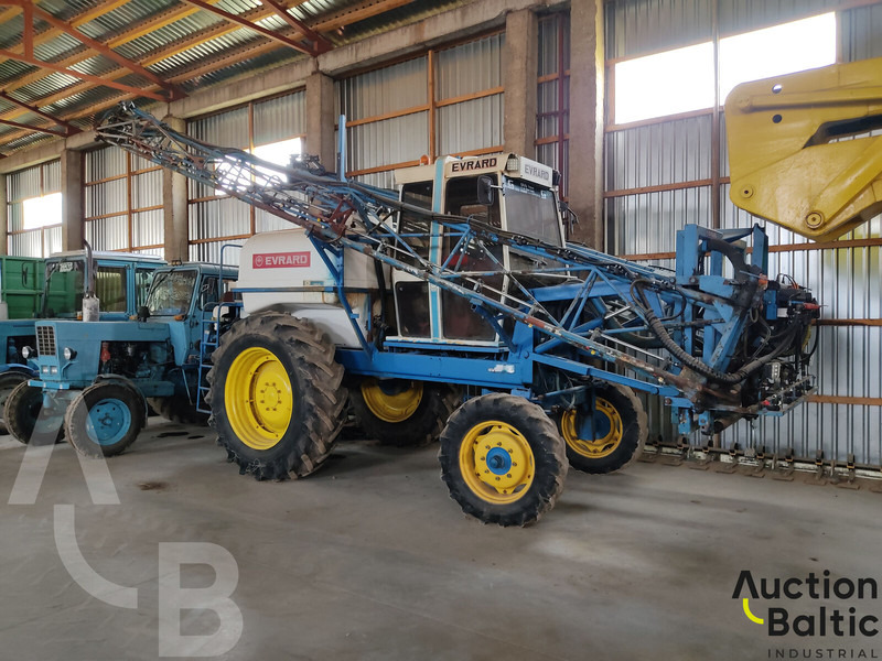 Evrard AM 2502 - Pulverizador autopropulsado: foto 1 Evrard AM 2502 - Pulverizador autopropulsado: foto 1