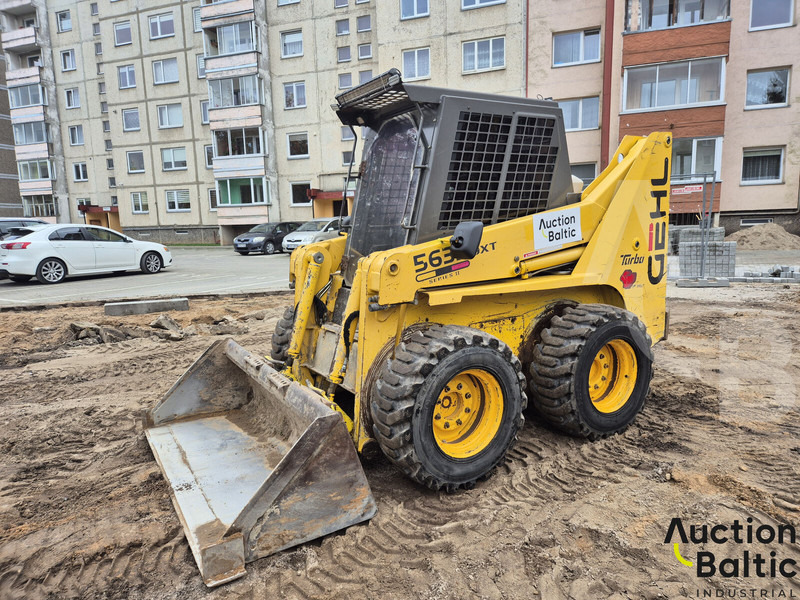 Gehl 5635 DXT 2 - Minicargadora: foto 2 Gehl 5635 DXT 2 - Minicargadora: foto 2