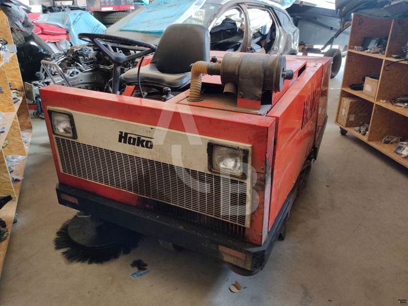 Hako Jonas 1500 - Barredora vial: foto 1 Hako Jonas 1500 - Barredora vial: foto 1