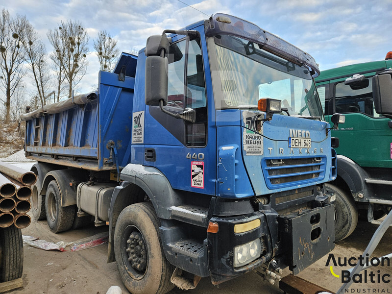 Iveco 260 E44 - Camión volquete: foto 2 Iveco 260 E44 - Camión volquete: foto 2