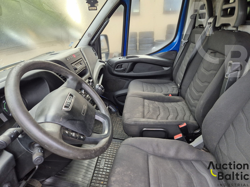 Leasing de Iveco 35S17 Iveco 35S17: foto 6