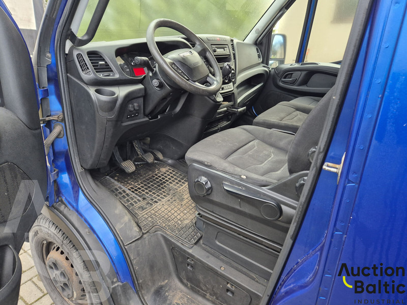 Iveco 35S17 - Furgón: foto 5 Iveco 35S17 - Furgón: foto 5