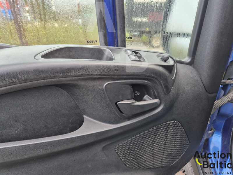 Leasing de Iveco 35S17 Iveco 35S17: foto 10