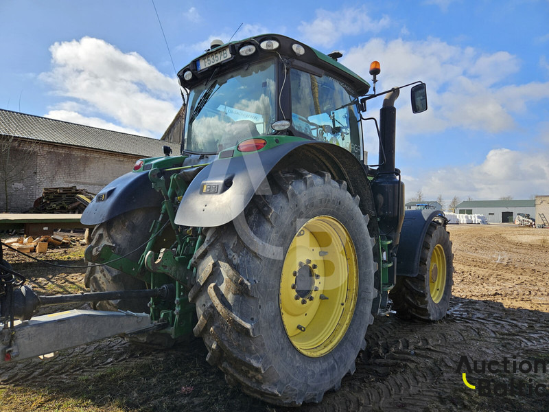 John Deere 6215 R - Tractor: foto 4 John Deere 6215 R - Tractor: foto 4