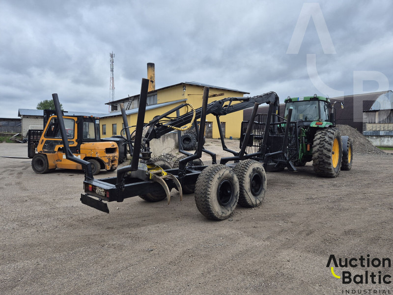 John Deere 7700 - Remolque forestal: foto 4 John Deere 7700 - Remolque forestal: foto 4
