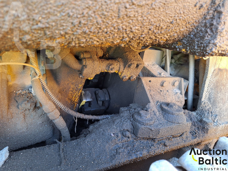 Cargadora de cadenas Komatsu D57S-1: foto 18