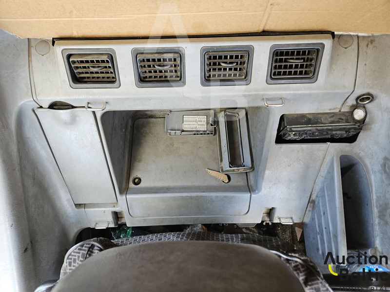 Excavadora de cadenas Komatsu PC240NLC-7K: foto 9