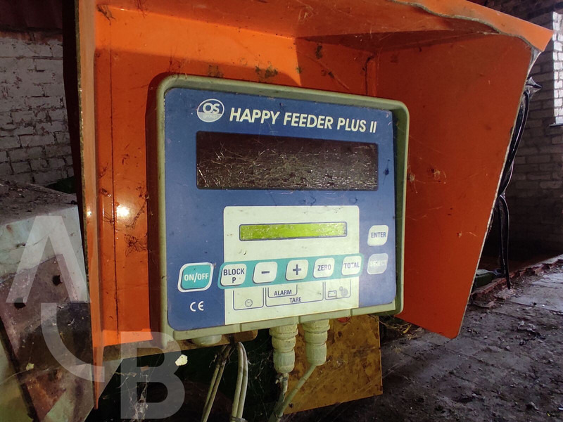 Labrador MT90 - Maquinaria ganadera: foto 5 Labrador MT90 - Maquinaria ganadera: foto 5