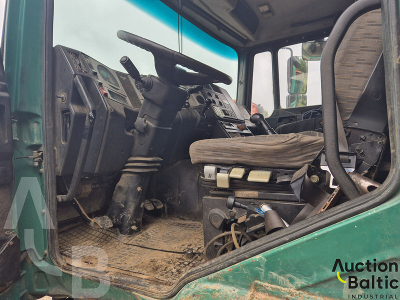 MAN 26.364 - Camión volquete: foto 5 MAN 26.364 - Camión volquete: foto 5